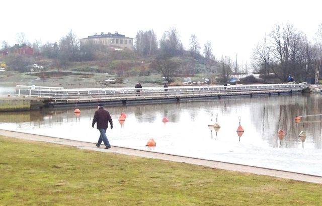 Harboursilta_Helsinki_Uunisaari.jpg